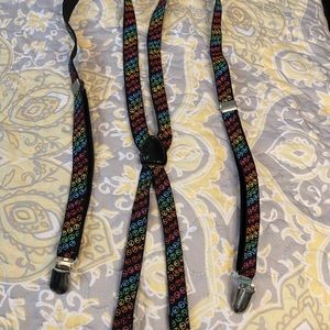 Peace sign suspenders